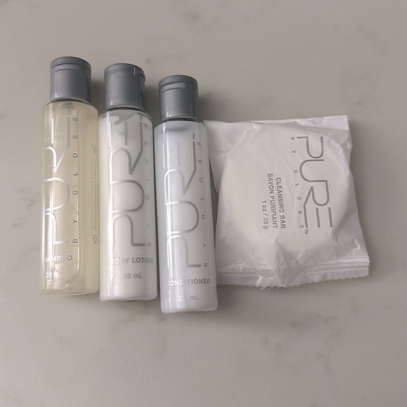 🆕 Pure By Gloss Travel Set (4 for 1) - Picture 1 of 1
